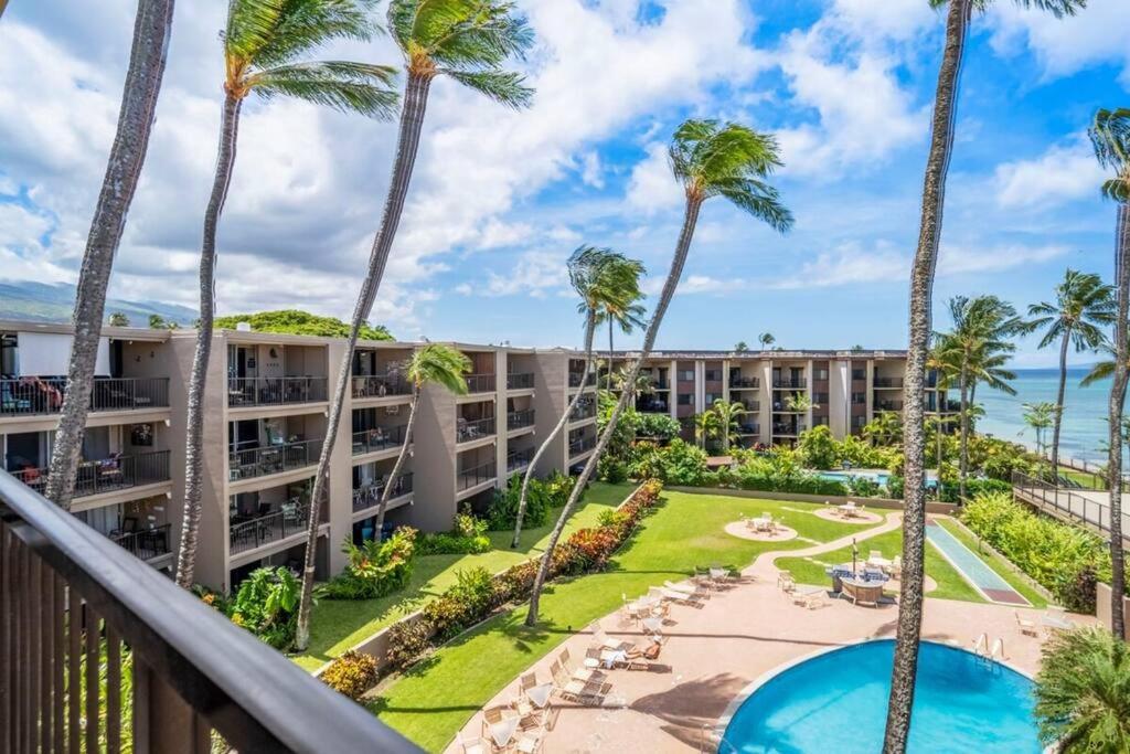Apartamento Hale Ono Loa 403- Top Floor, Ocean View, & Complete Modern Remodel Kahana Exterior foto