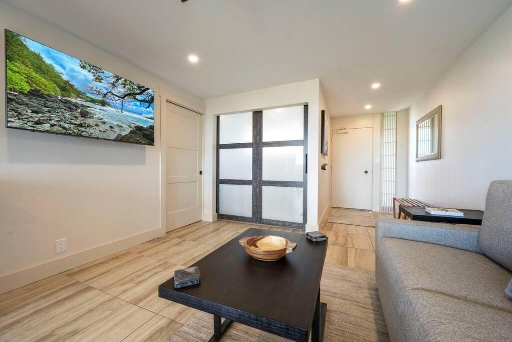 Apartamento Hale Ono Loa 403- Top Floor, Ocean View, & Complete Modern Remodel Kahana Exterior foto